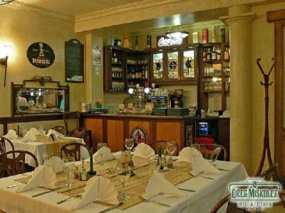 Étterem a 3 csillagos Hotel Oreg Miskolcz szállodában - Öreg Miskolcz Hotel - Akciós szállás Miskolc történelmi belvárosának szívében